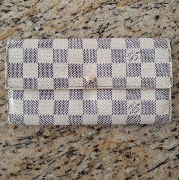 Louis Vuitton Handbags - Authentic Louis Vuitton Damier Azur Coated Canvas Sarah Long Wallet